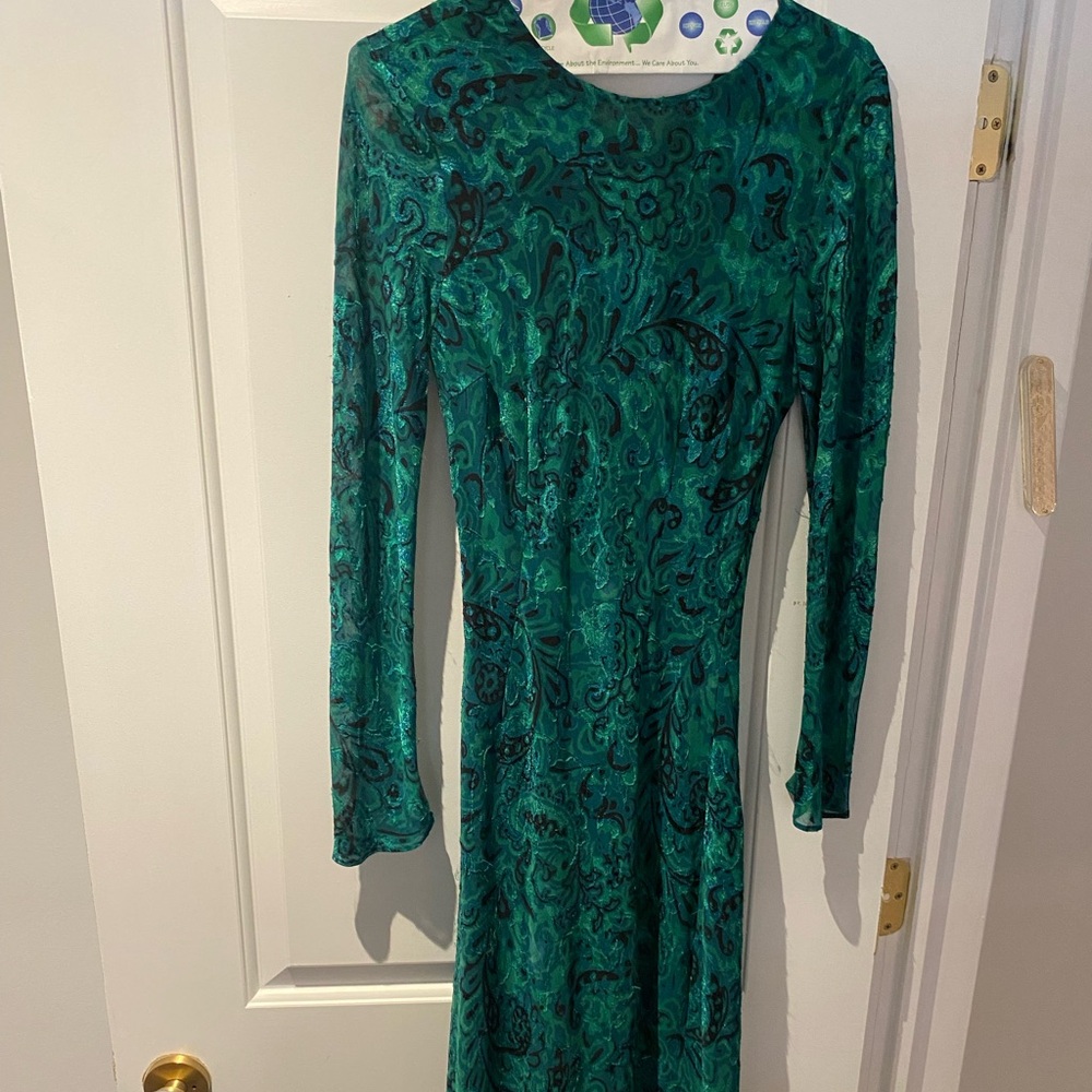Elegant Green Patterned Dress